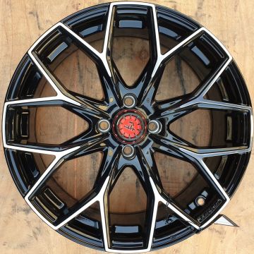Lenso Samurai Musashi 17X7 4X100 BKF