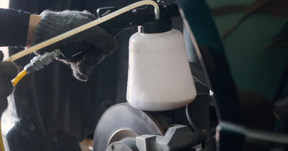 Brake Fluid Replacement Service in UAE at TyresCart